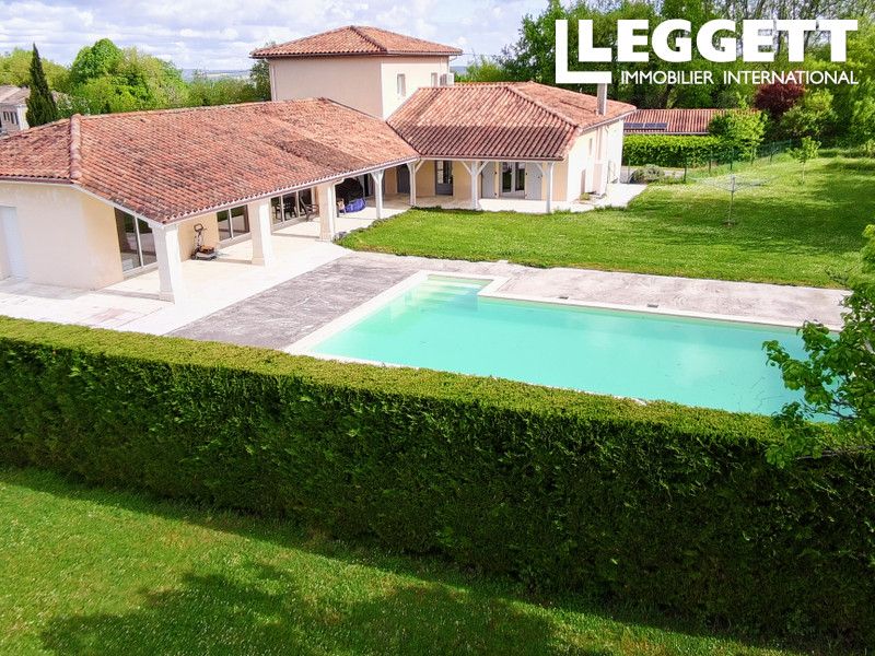 Property photo 1 of 10