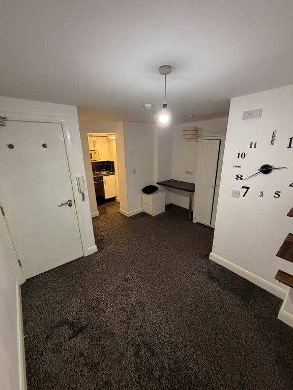 Property photo 1 of 4