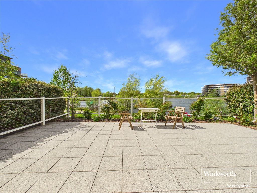 Property photo 3 of 35 Picture No. 04