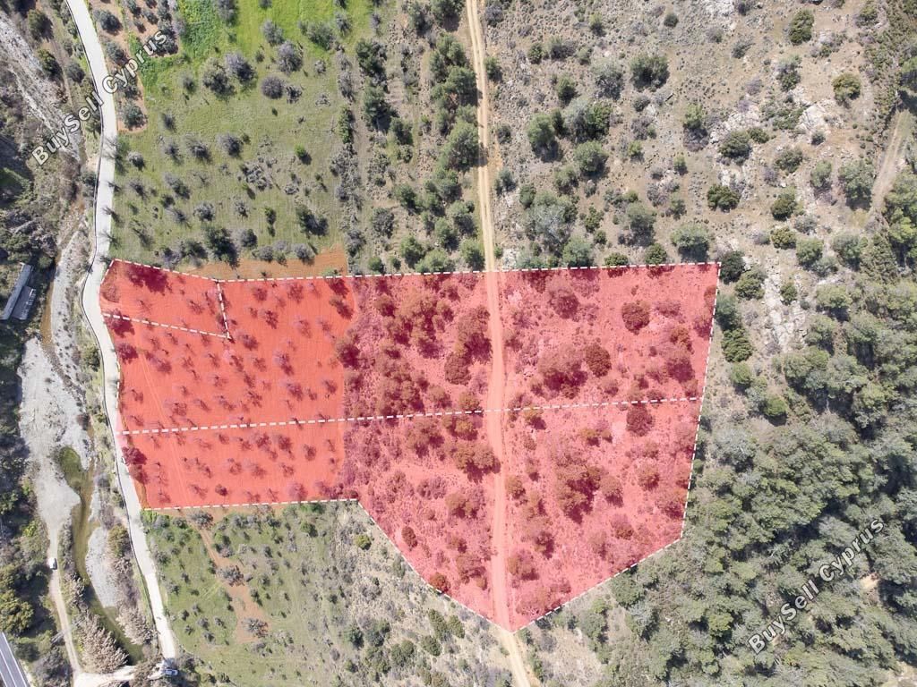 Property photo 2 of 12