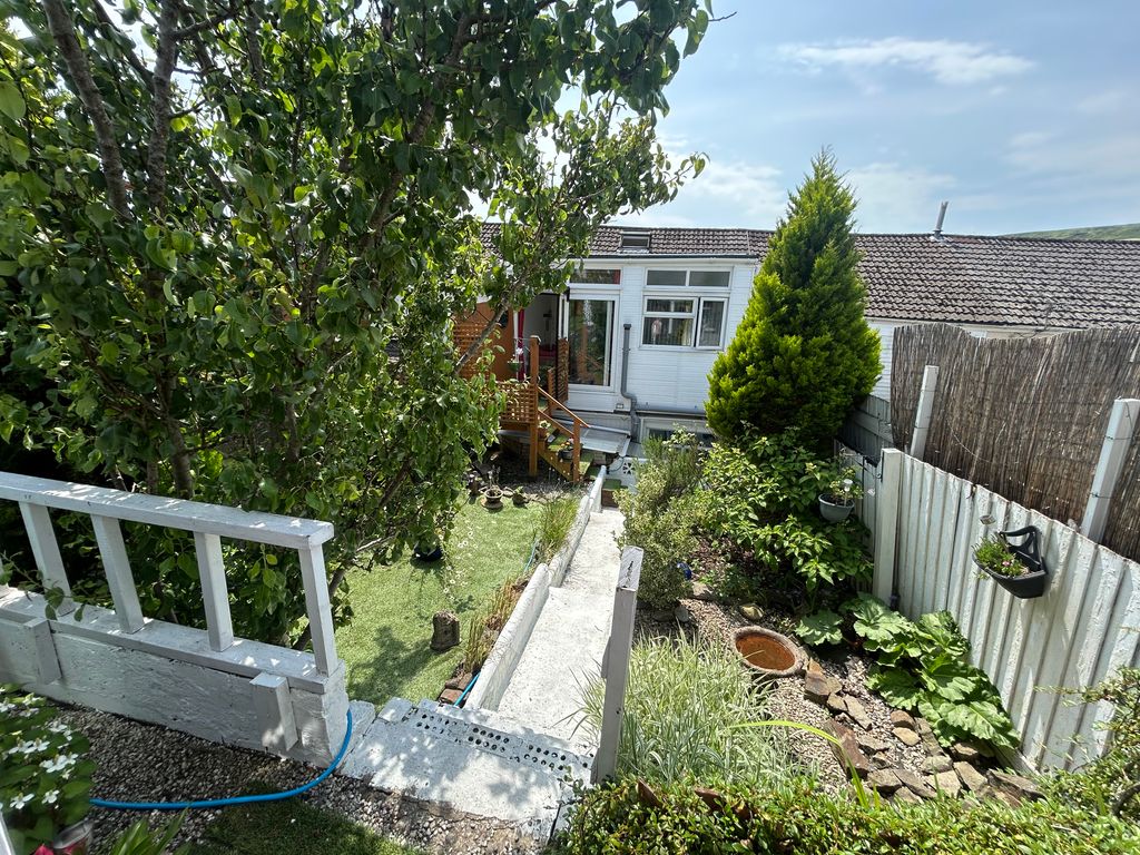 Property photo 2 of 29 Img_2312