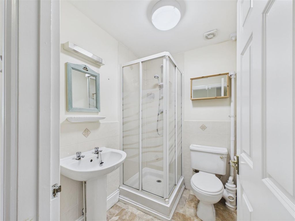 Property photo 2 of 16 Shower Room