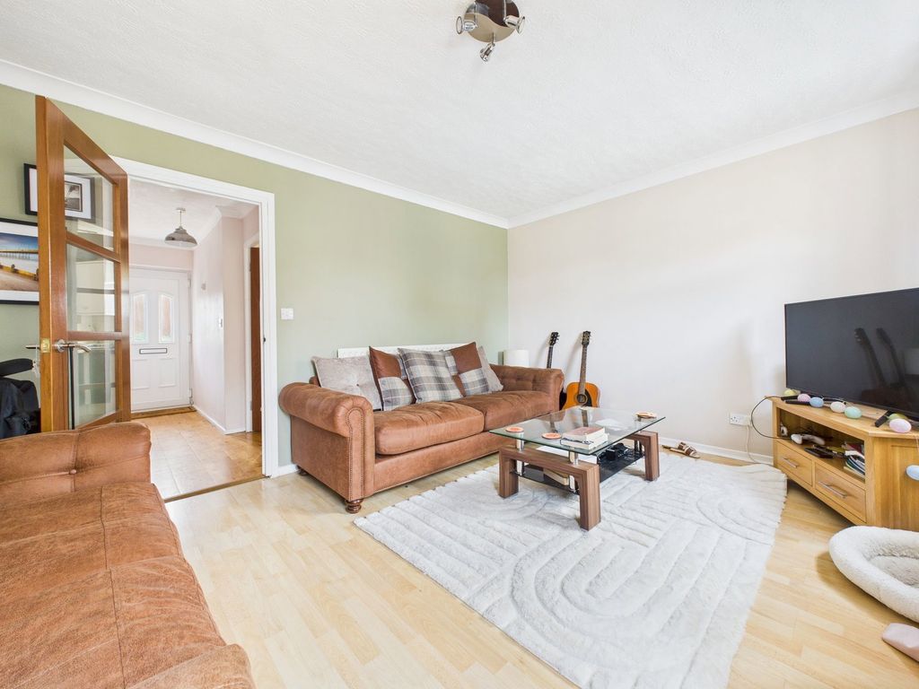 Property photo 3 of 11