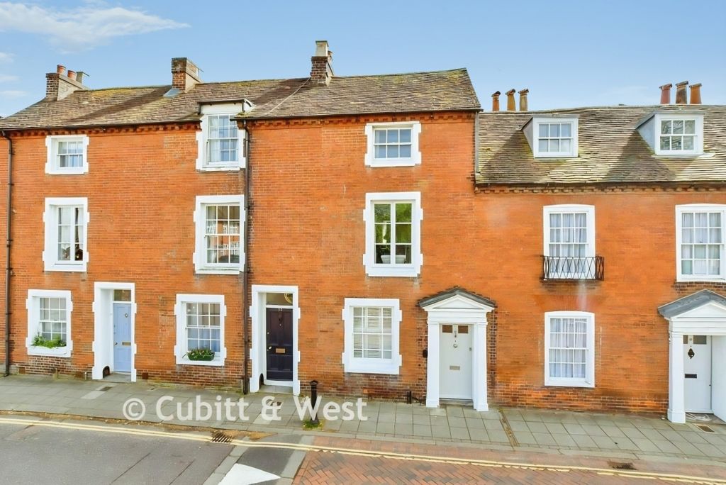 Property photo 1 of 15 1466429B-1