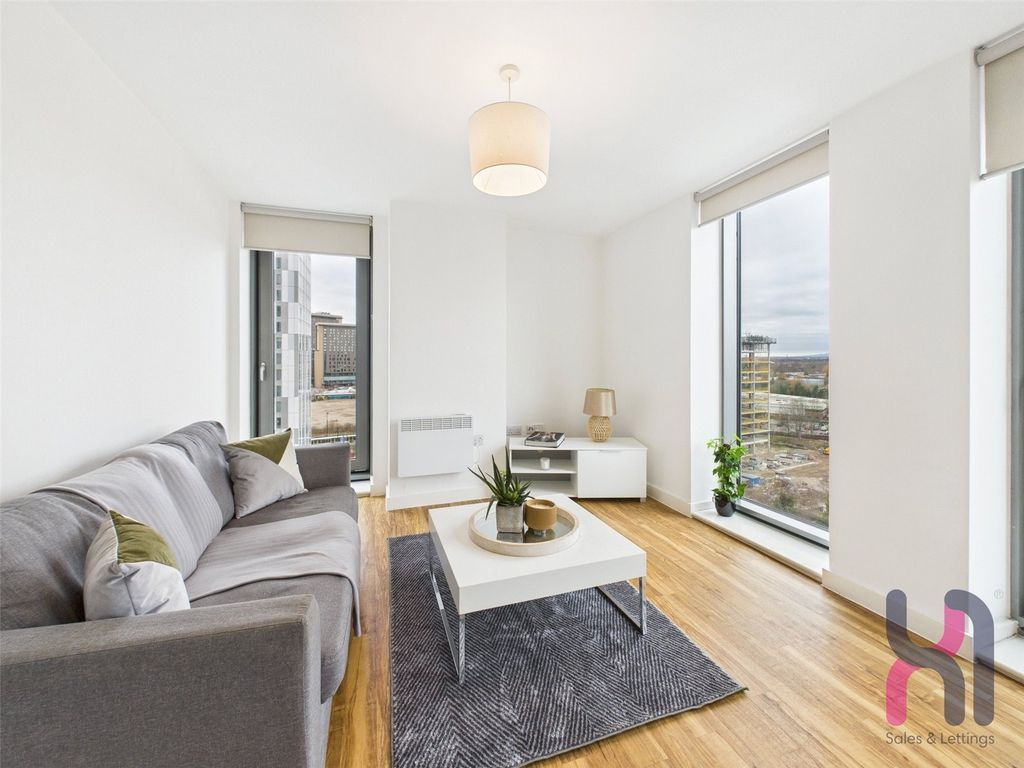 Property photo 1 of 25 Picture No. 18