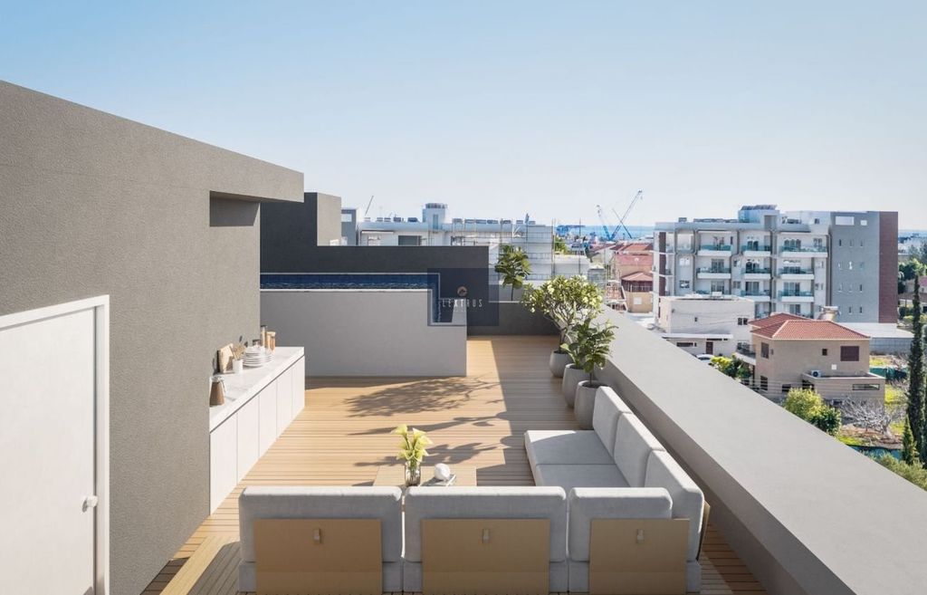 Property photo 3 of 3