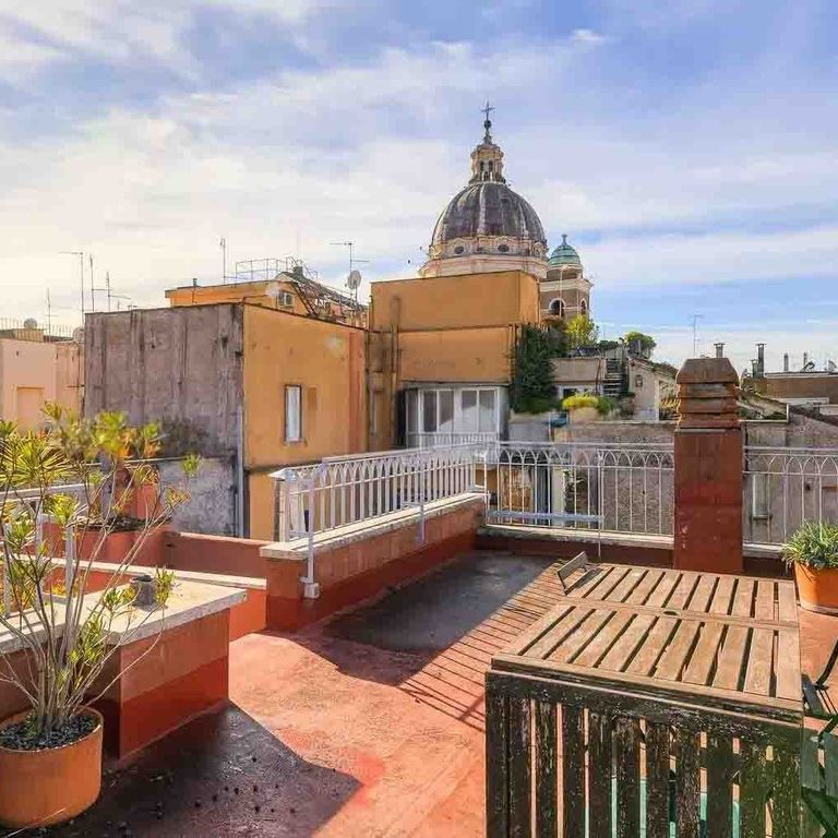 Property photo 1 of 17 Penthouse In Rome, Lazio: City Living At Its Best