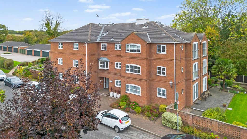 Property photo 1 of 14