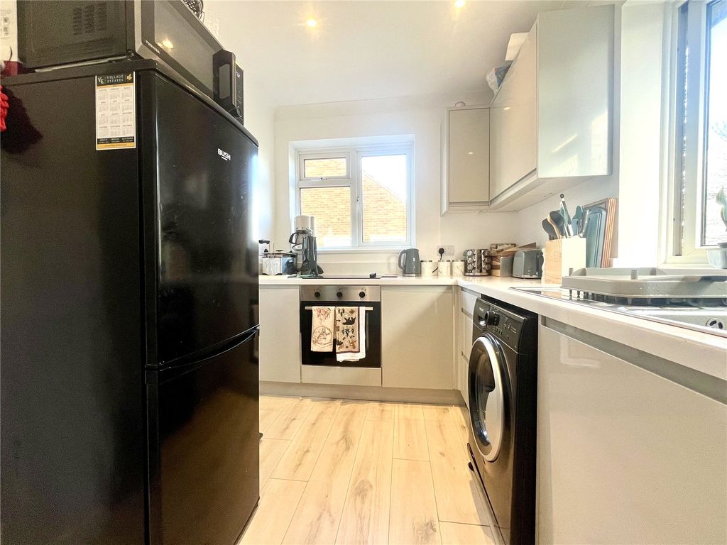 Property photo 3 of 9 Picture No. 09