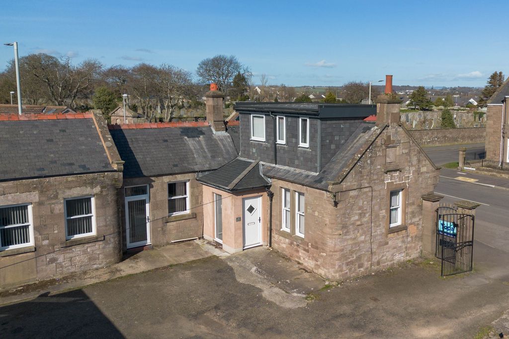 Property photo 1 of 37 Aerial Exterior