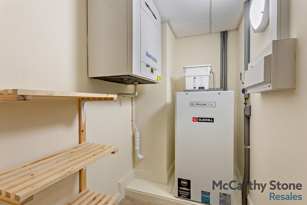 Additional image 23 of 1 bed flat for saleRoslyn Court, Lisle Lane, Ely CB7