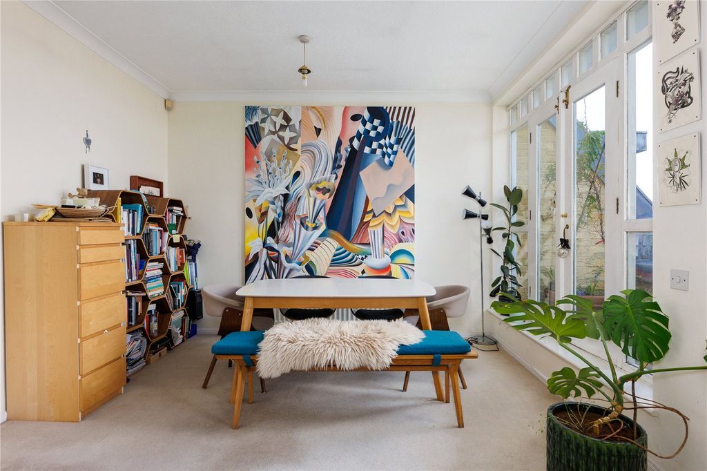 Property photo 3 of 8 Picture No. 10