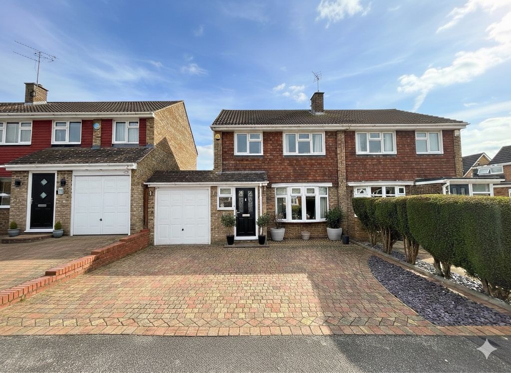 Property photo 1 of 18 4896020