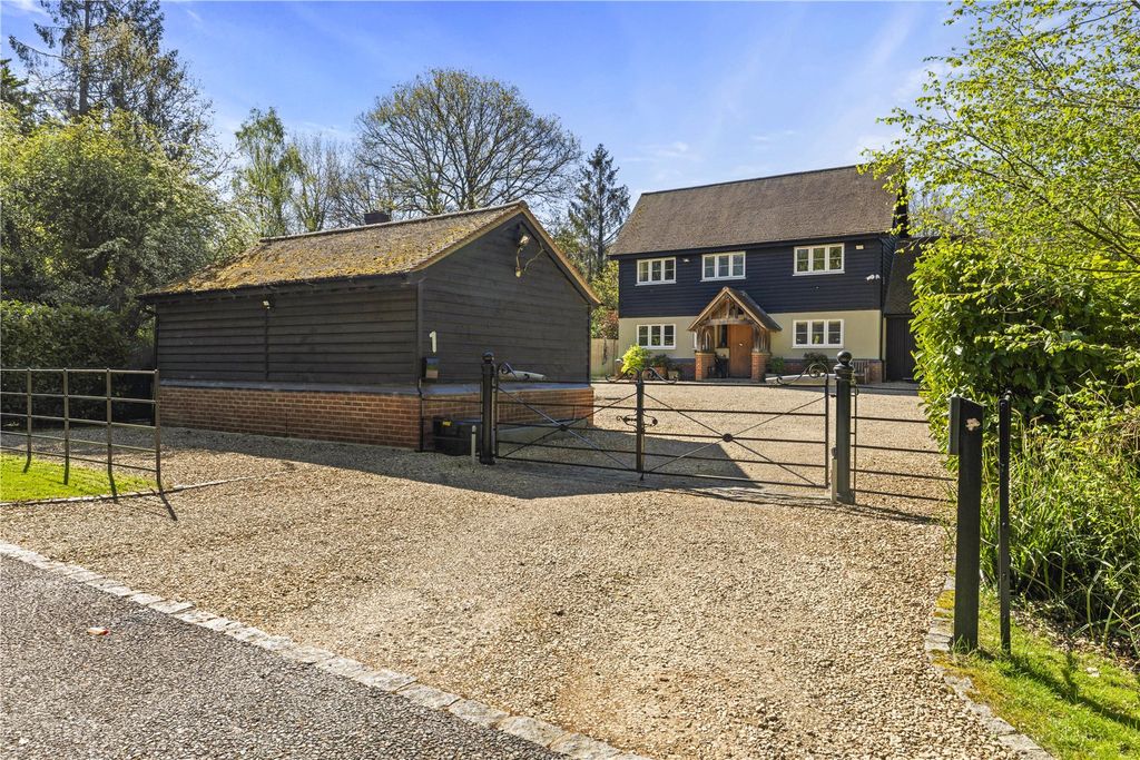 Property photo 1 of 24 External