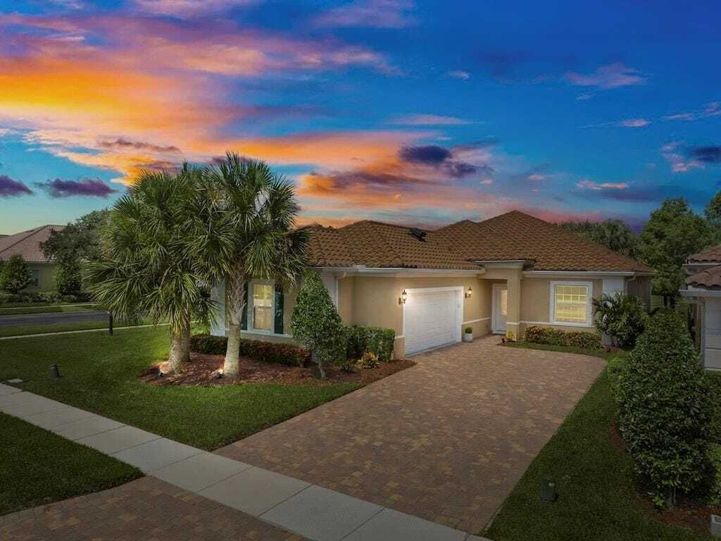 Property photo 1 of 31