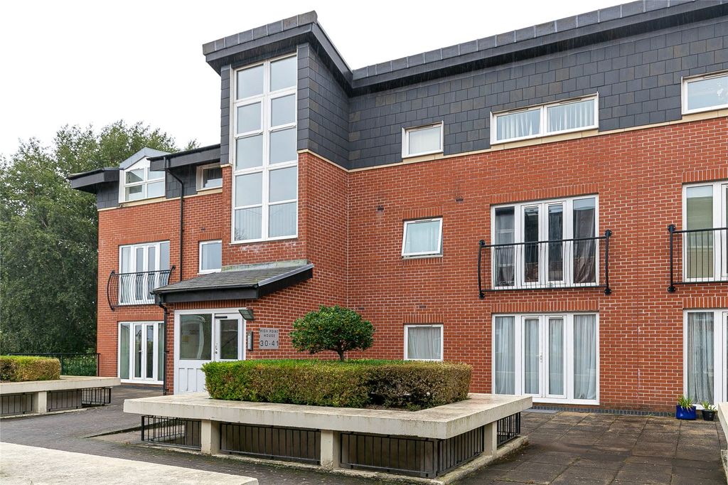 Property photo 1 of 10 Picture No. 14