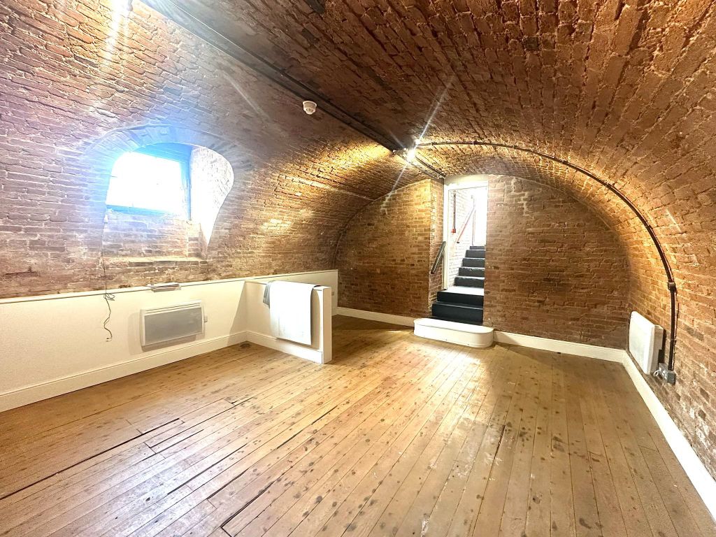 Property photo 3 of 5