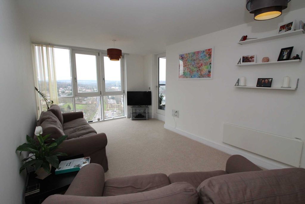 Property photo 2 of 8 Photo