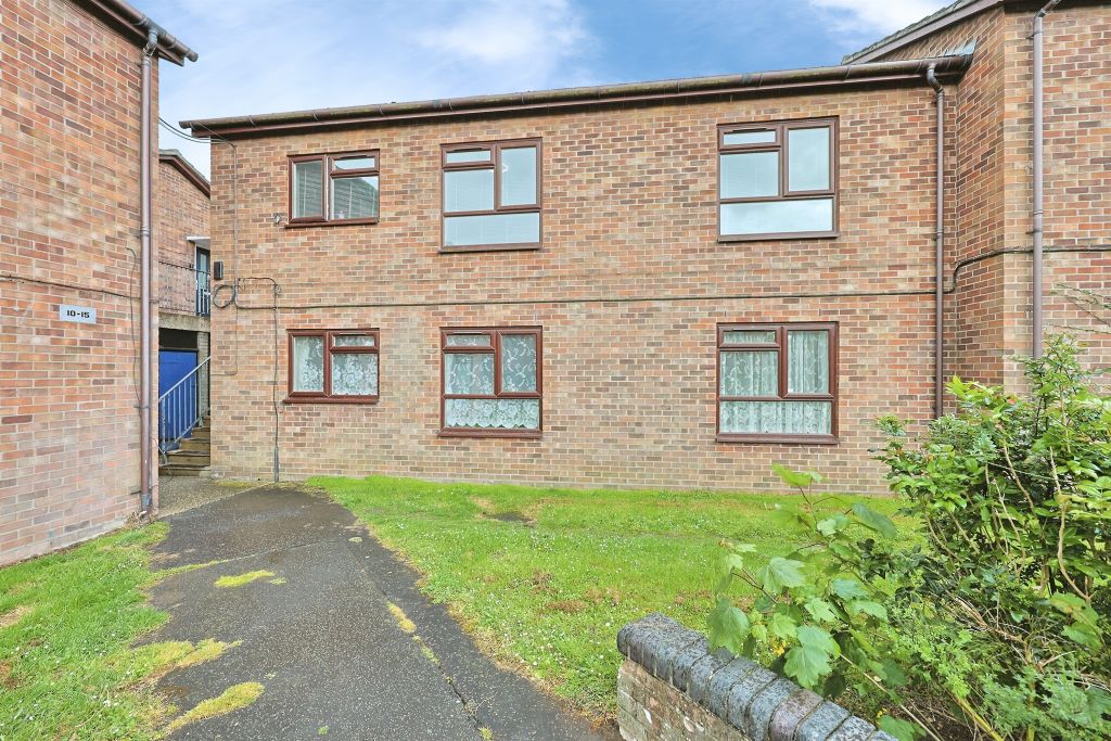 Property photo 1 of 15