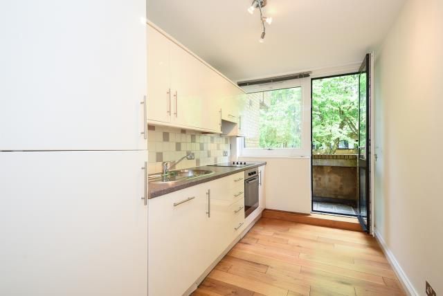 Property photo 2 of 8 Kitchen