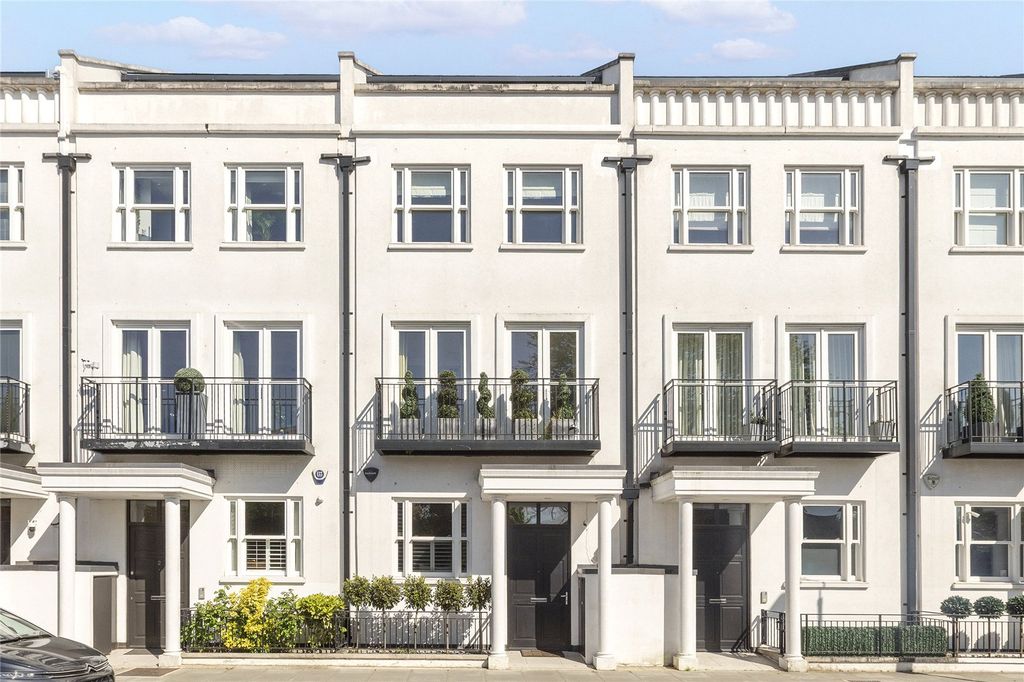 Property photo 1 of 15 External