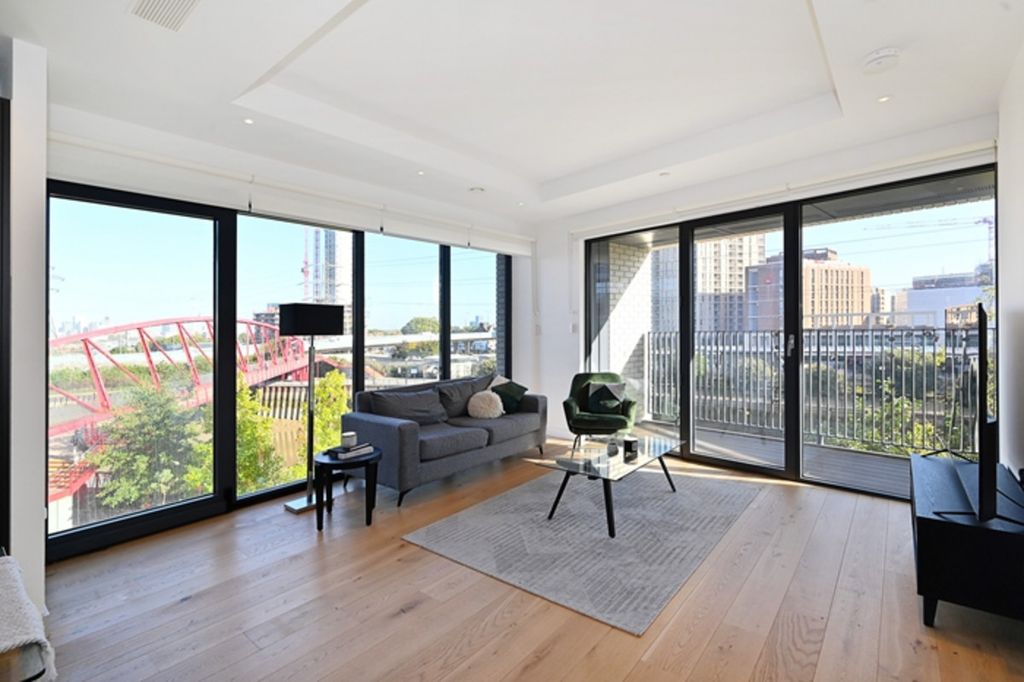 Property photo 1 of 22
