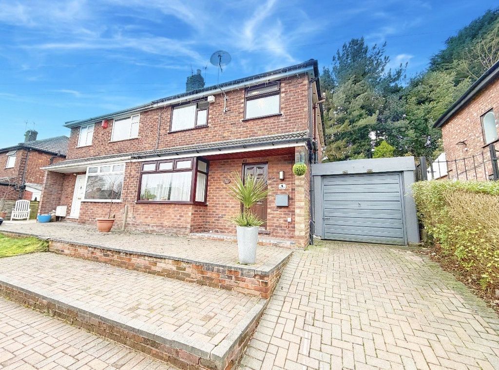 Property photo 1 of 21 Picture No. 04