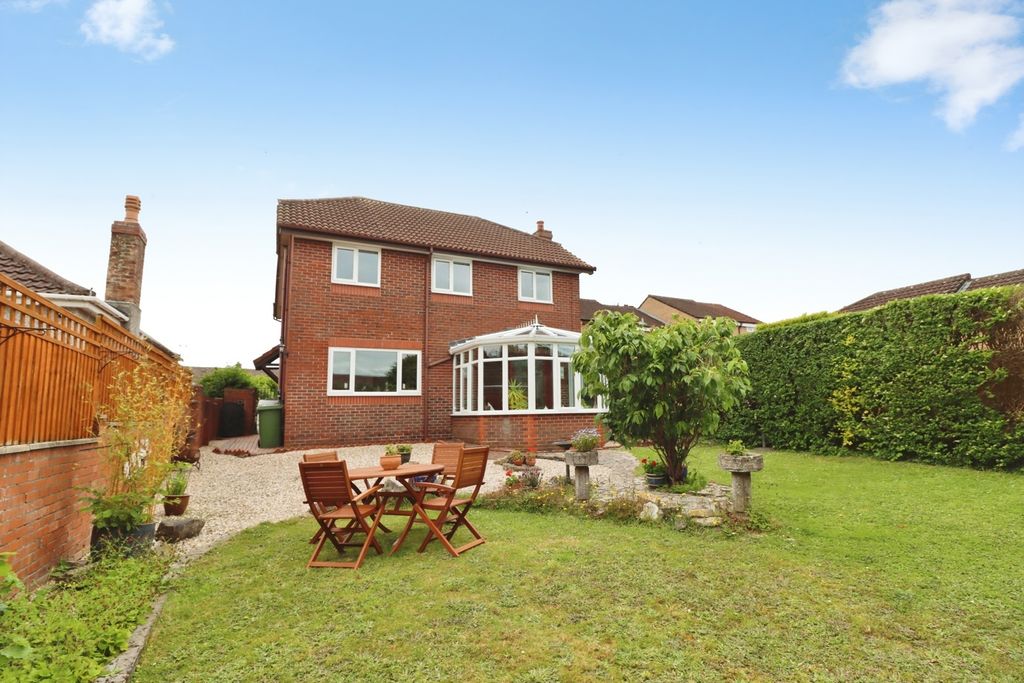 Property photo 2 of 20 Pbox-Img.Jpg