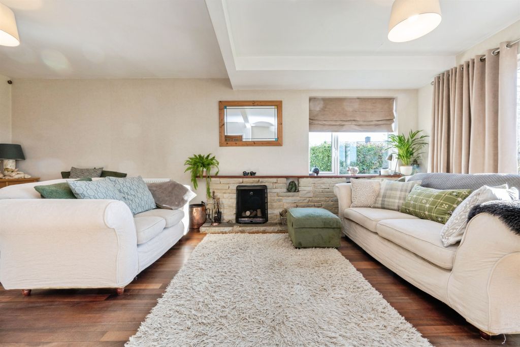 Property photo 3 of 24