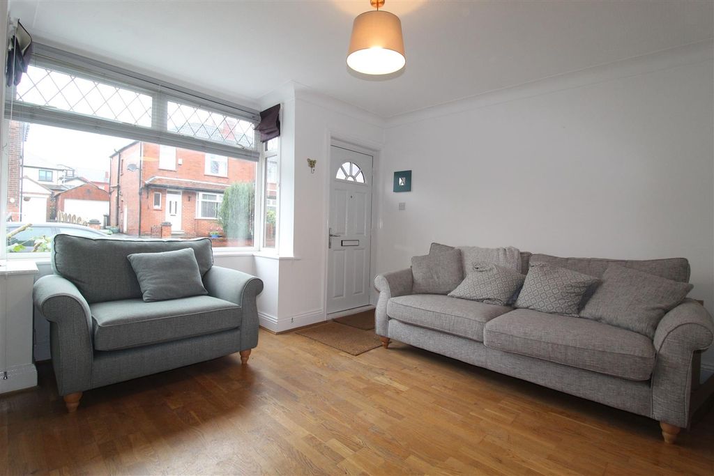 Property photo 2 of 10 Image0.Jpeg