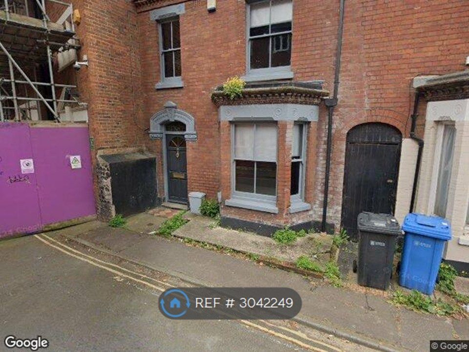 Property photo 1 of 1