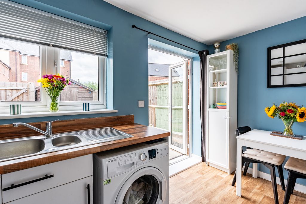 Property photo 2 of 25 2