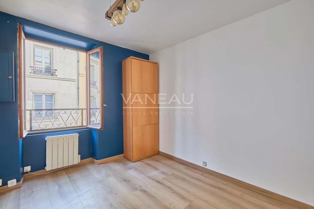 Property photo 3 of 32