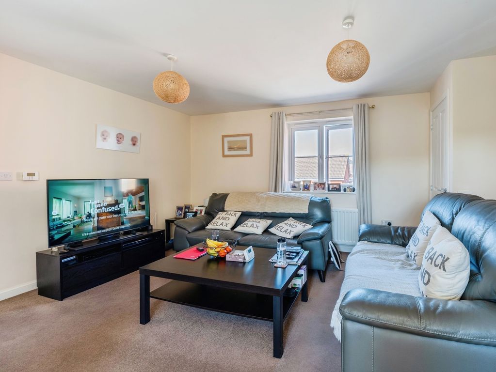 Property photo 2 of 12 Pbox-Img.Jpg