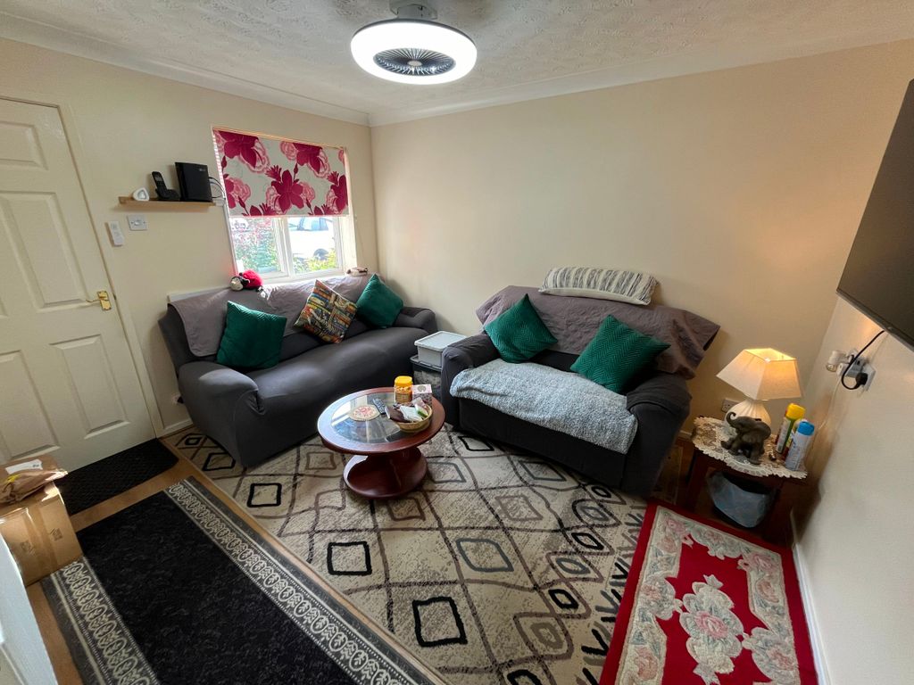 Property photo 2 of 10