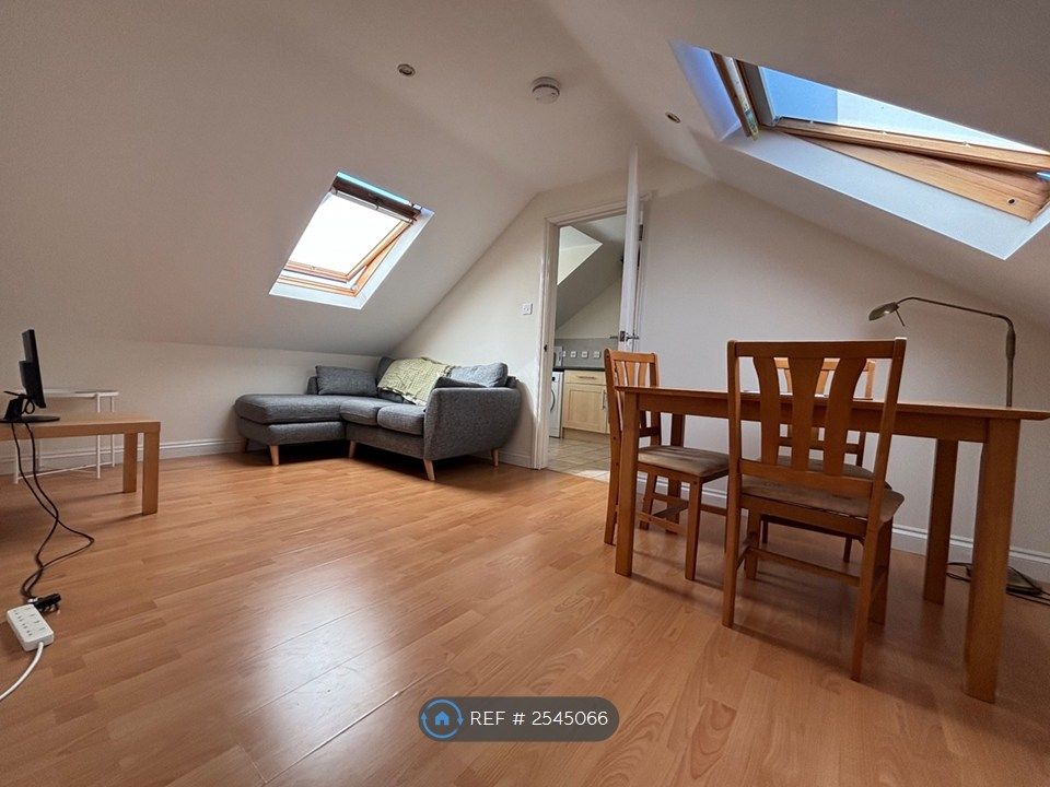 Property photo 3 of 8