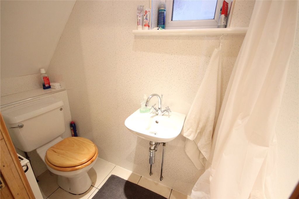 Additional image 9 of 8 bed terraced house to rentGloucester Road, Horfield, Bristol BS7