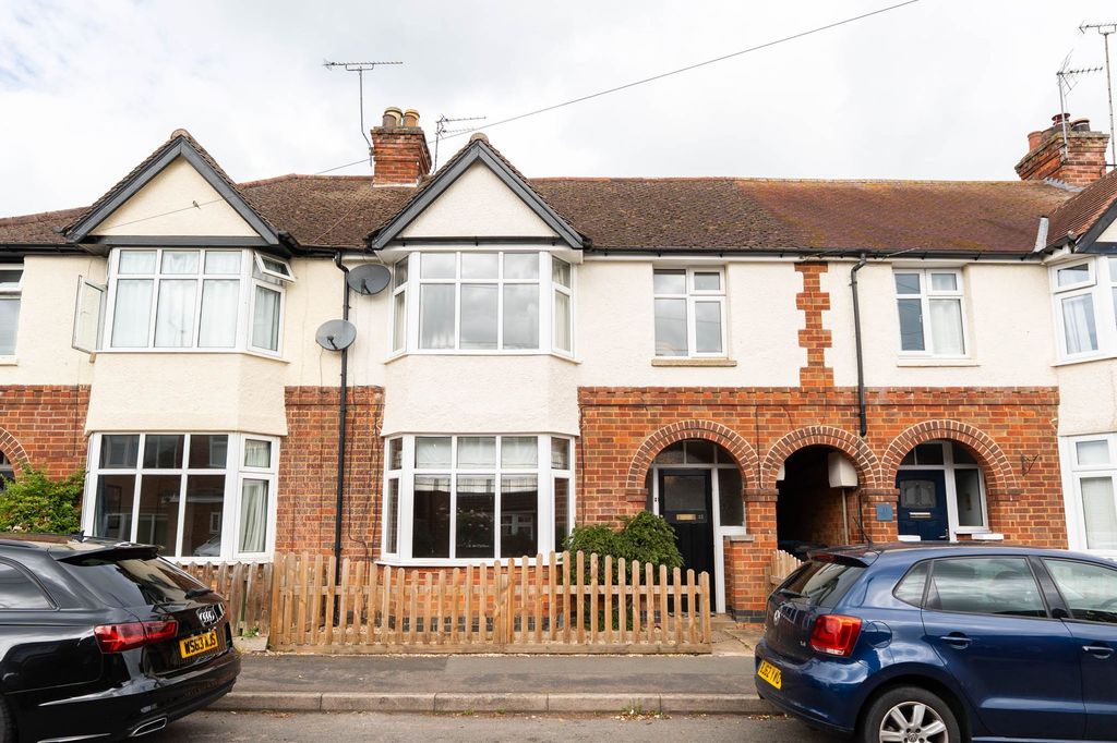 Property photo 1 of 24