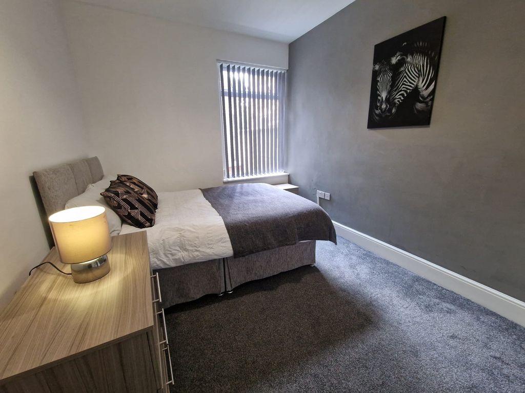 Property photo 3 of 4