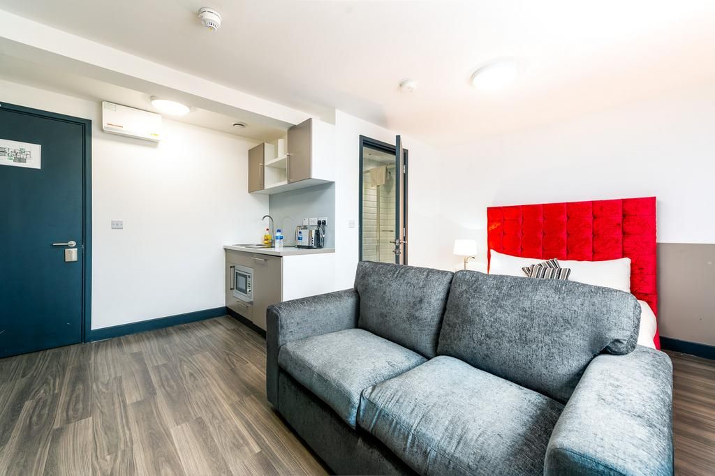 Property photo 3 of 5