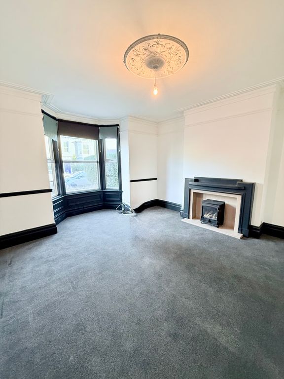 Property photo 2 of 48