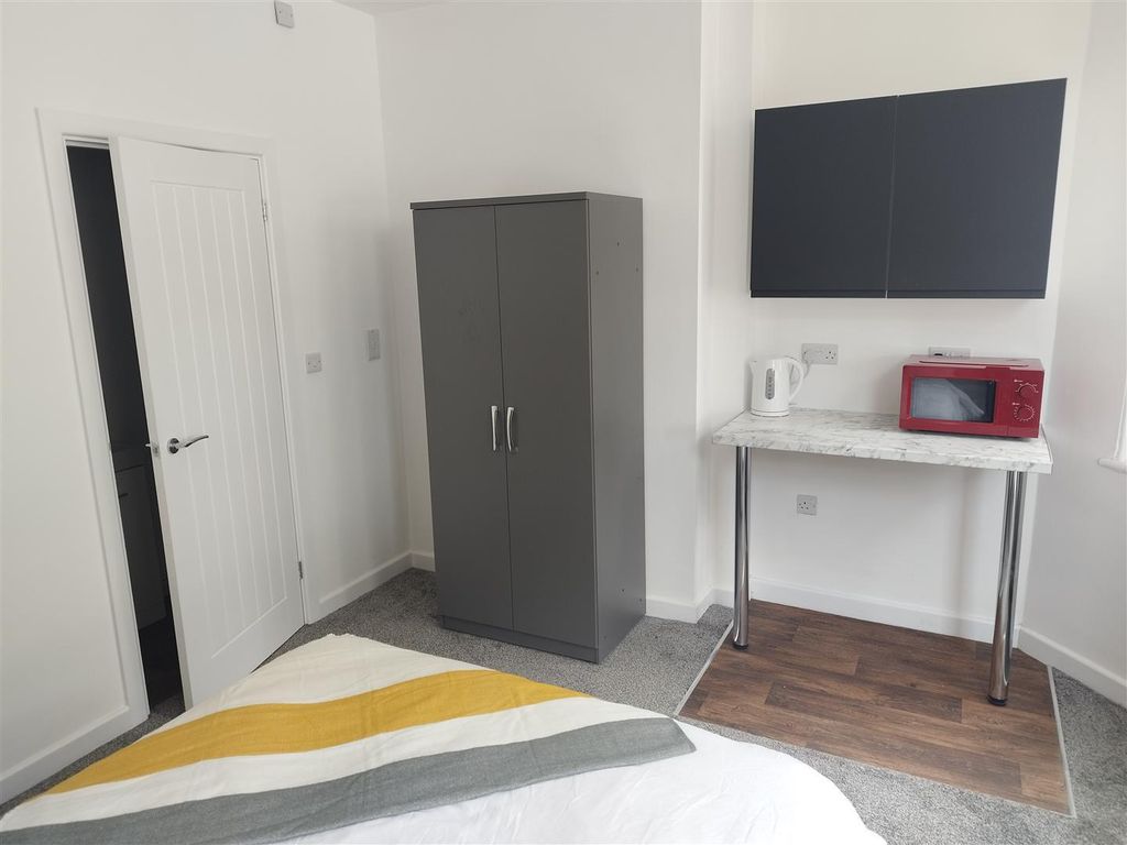 Property photo 2 of 7 9Gxmzocaq0Ad3Poyvefo2A.Jpg