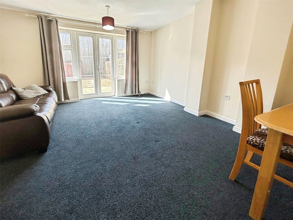 Property photo 3 of 15 Picture No. 24