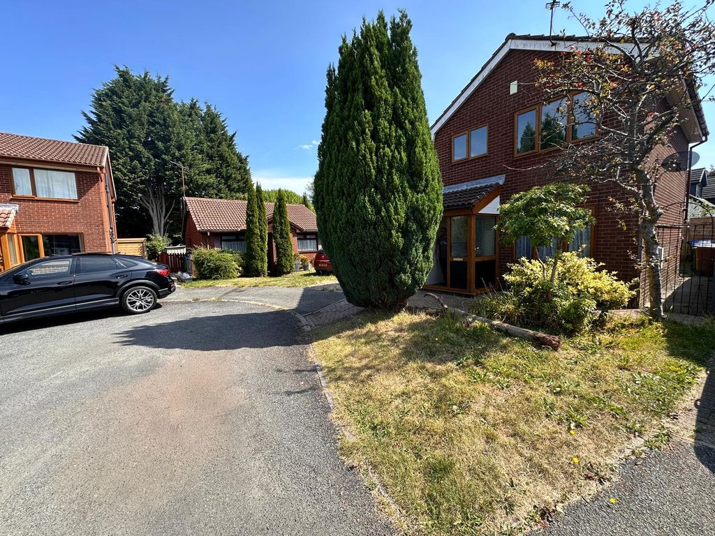Property photo 2 of 14