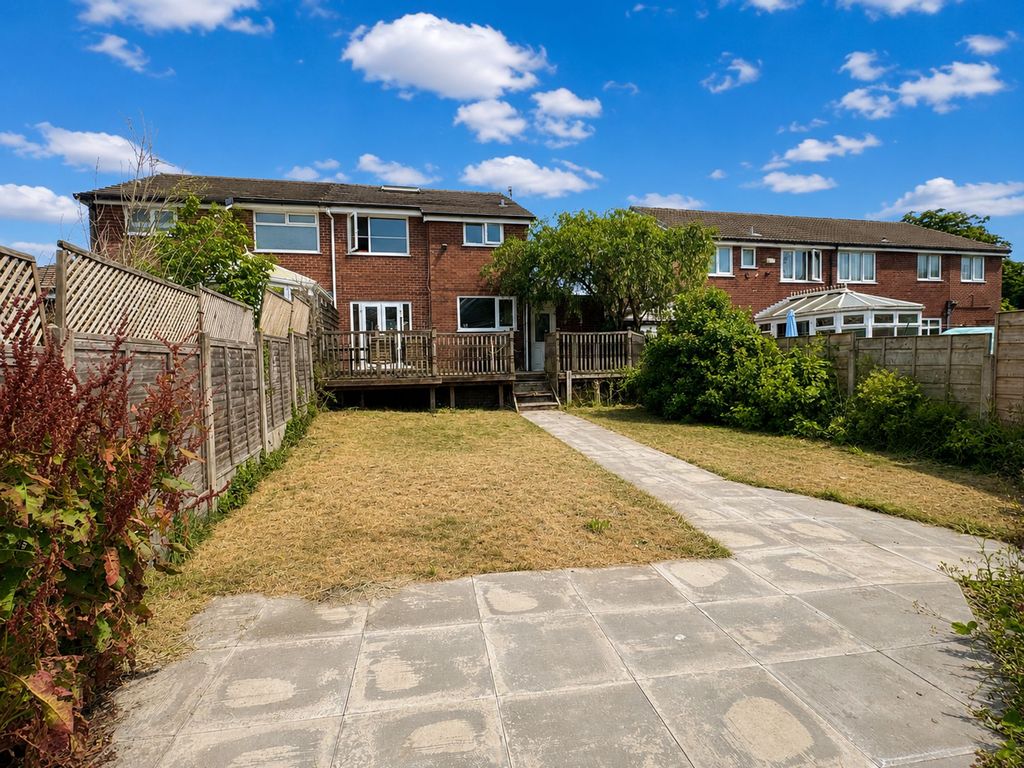 Property photo 3 of 18