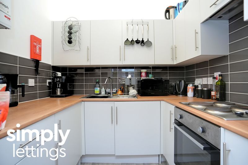 Property photo 3 of 8 Photo 3