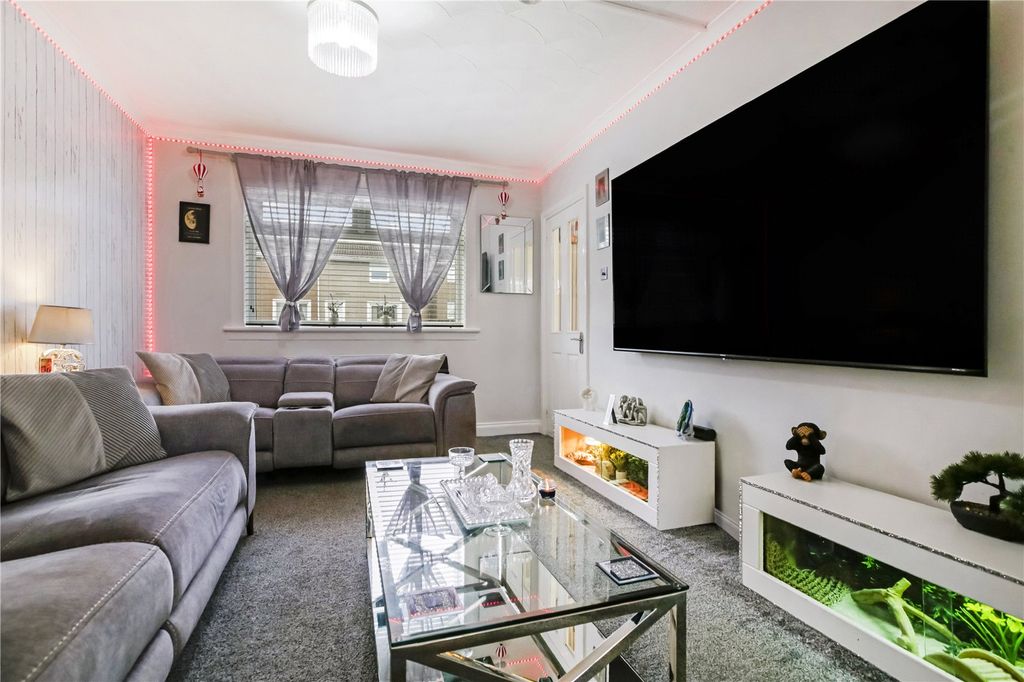 Property photo 2 of 18 Picture No. 04