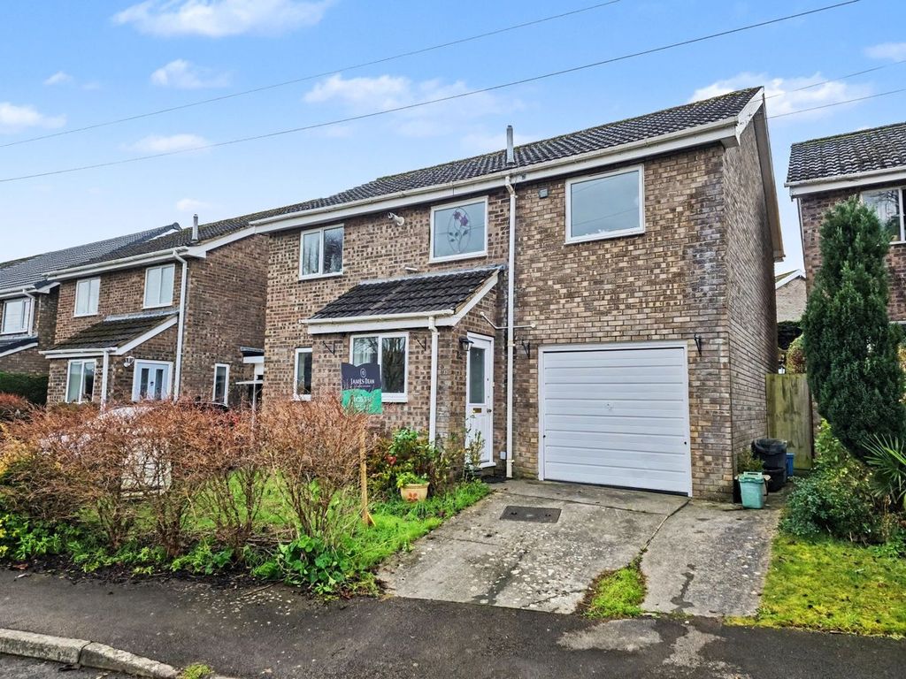 Property photo 1 of 25