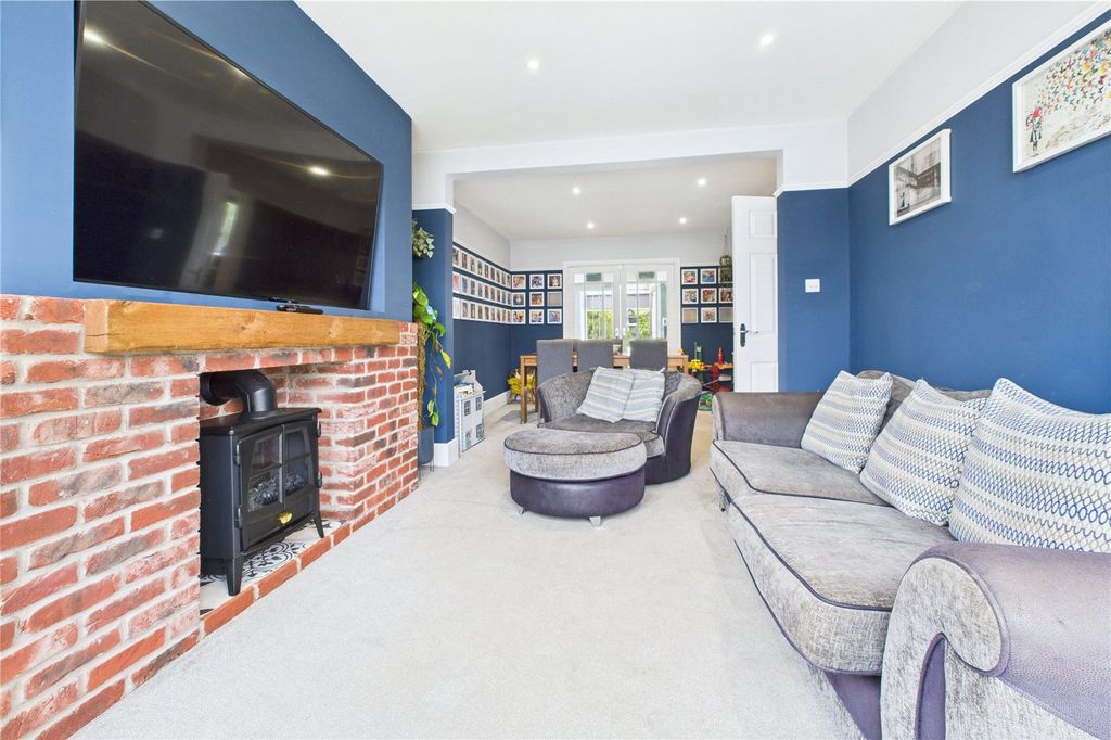 Property photo 3 of 22 Picture No. 07