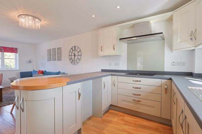 Property photo 3 of 22 Photo 21